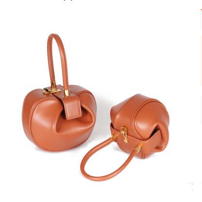 AVE Leather - Retro French Design