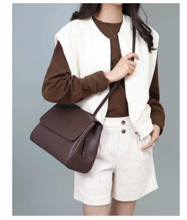 AMBER Shoulder Bag