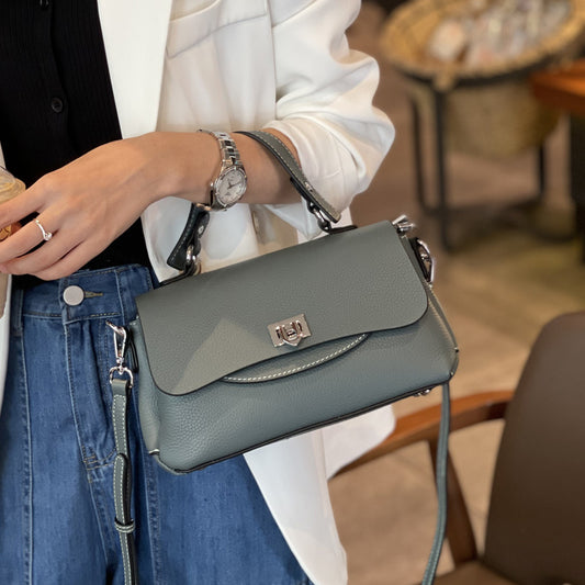 KIARA Soft Leather Large-capacity Shoulder Messenger Bag
